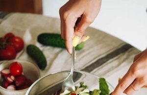 Tips for Eating Out Without Sabotaging Your Diet