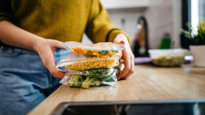 Simple Meal Planning Tips for Busy People
