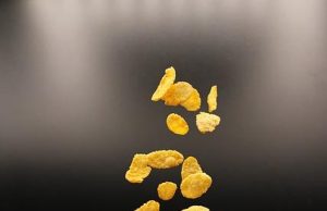 Skincare Tips to Combat Acne and Blemishes